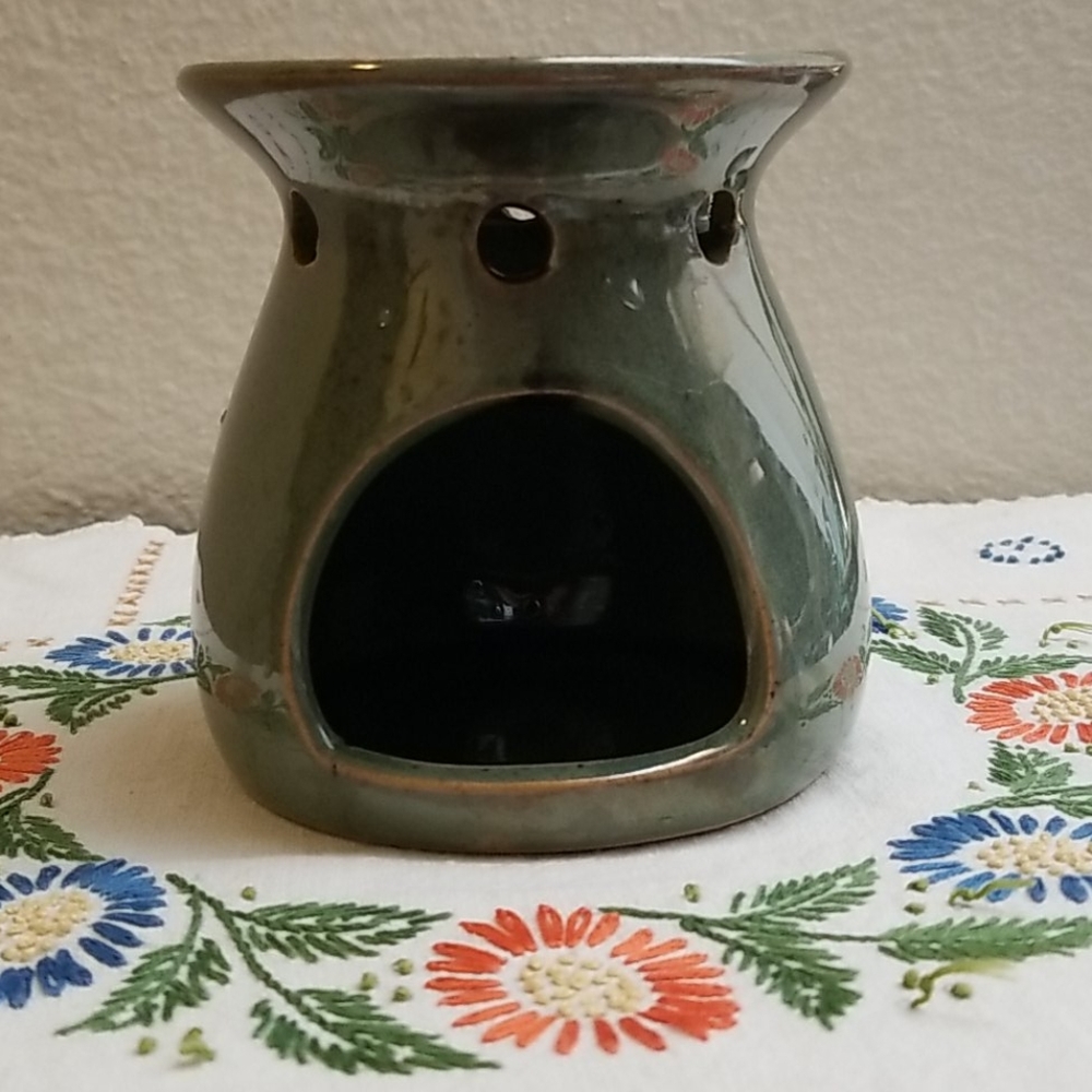 Glazed ceramic candle/insense holder